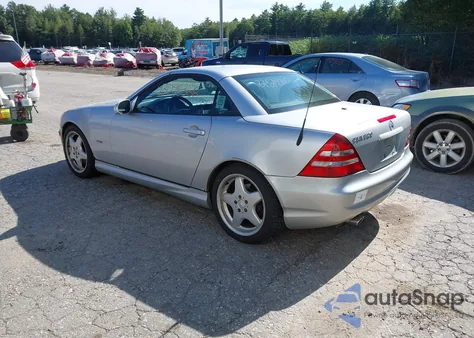 2001 Mercedes-Benz Slk 320 из США, поврежденный, VIN WDBKK65F91F201864